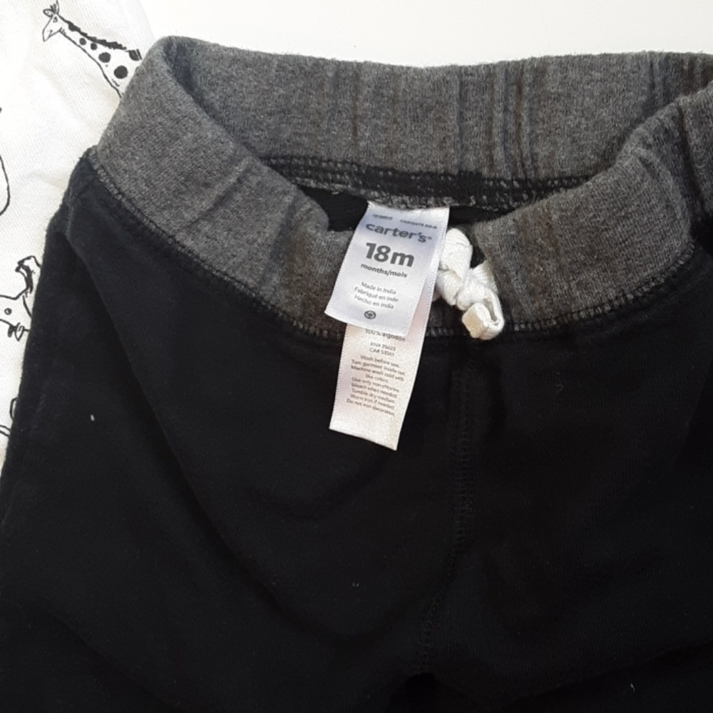 2pc Carters 18m set - Picture 3 of 5